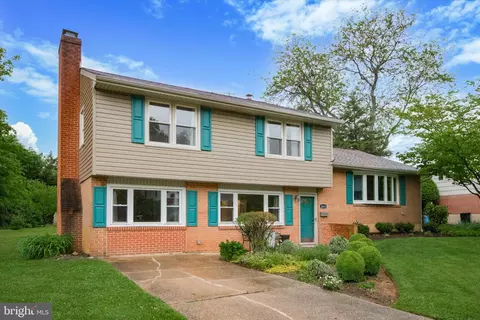 2033 Floral Dr, Wilmington, DE 19810