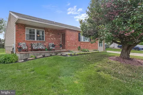 86 Bunker Hill Rd, New Castle, DE 19720
