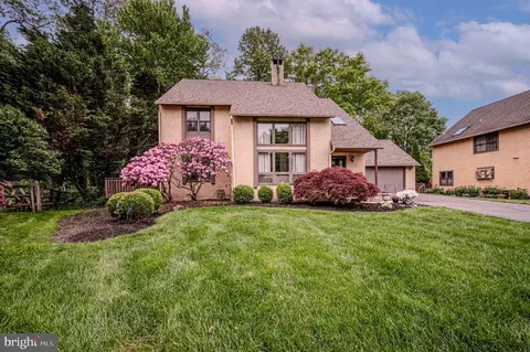 4 E Cardiff Ct E, Newark, DE 19711