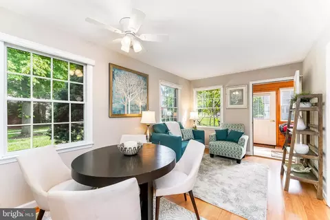 36 W Village Rd #36, Newark, DE 19713