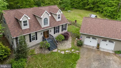 6123 Summit Bridge Rd, Townsend, DE 19734