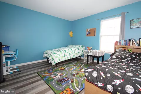 Bedroom - 33 Anthony Dr, Newark, DE 19702 photo 2 of 3