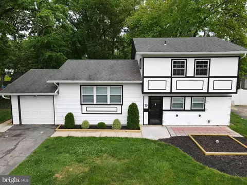 39 Anglin Dr, Newark, DE 19713
