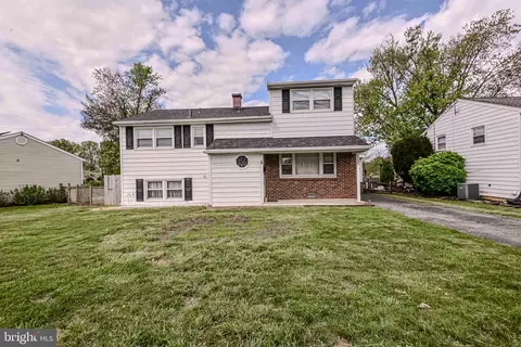 2205 Canora Dr, Wilmington, DE 19808