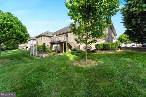 Exterior - 6 Samson Ct, Bear, DE 19701 photo 7 of 18