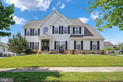122 Willow Grove Mill Dr, Middletown, DE 19709