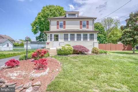1 Poplar Ave, Newark, DE 19711