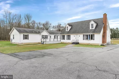 2304 Porter Rd, Bear, DE 19701 photo 2