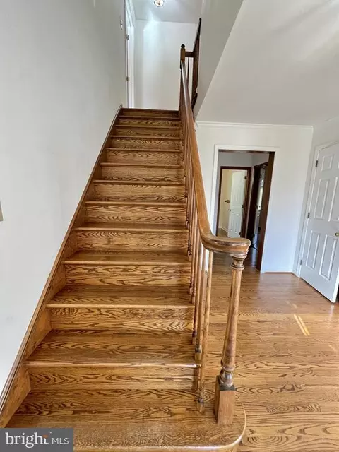 Entry Way - 5 Slashpine Cir, Hockessin, DE 19707 photo 1 of 2