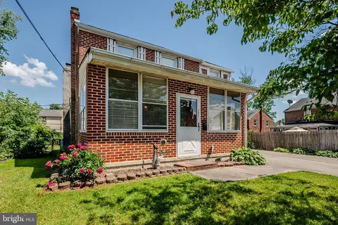 142 Bellanca Ln, New Castle, DE 19720