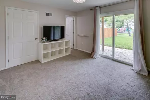 336 Norman Dr, Newark, DE 19702 photo 6