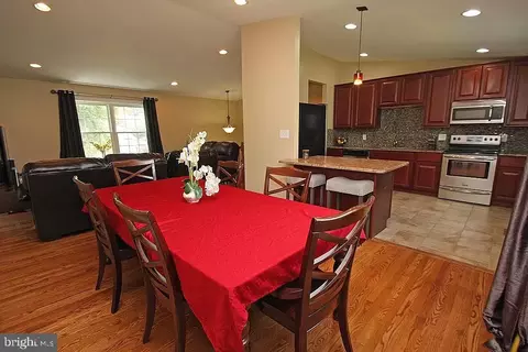 55 Castle Run Dr, Bear, DE 19701 photo 4