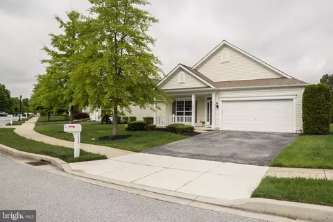 225 Galleon Dr, Newark, DE 19702