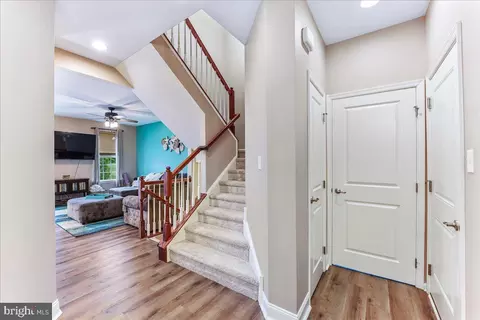 Entry Way - 448 Afton Dr, Middletown, DE 19709 photo 4 of 7