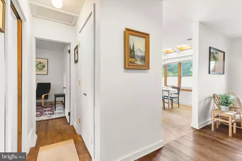 Entry Way - 2124 Graves Rd, Hockessin, DE 19707 photo 8 of 13