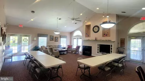 206 W Red Lion Dr, Bear, DE 19701 photo 32