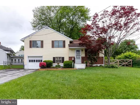 1219 Lorrain Ave, Wilmington, DE 19808