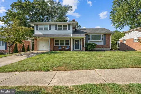 2718 S Riding Dr, Wilmington, DE 19808