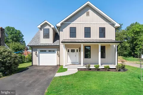 105 Delaplane Ave, Newark, DE 19711