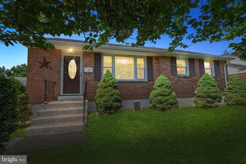 3 Montpelier Blvd, New Castle, DE 19720