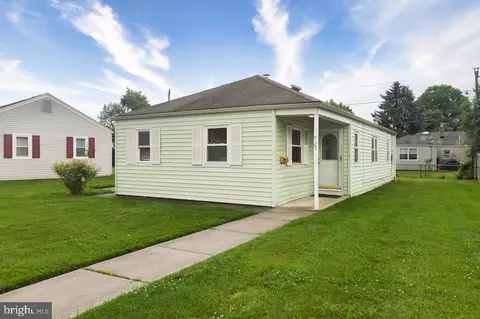 27 Lynbrook Rd, Wilmington, DE 19804