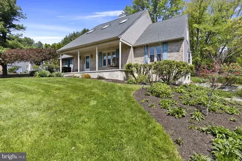 6 E Aldine Dr, Hockessin, DE 19707 photo 2