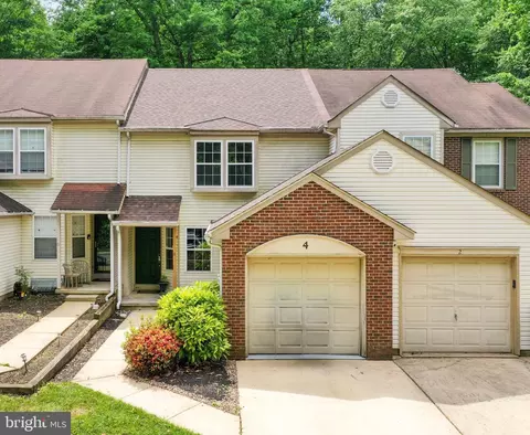 4 Mahopac Dr, Bear, DE 19701