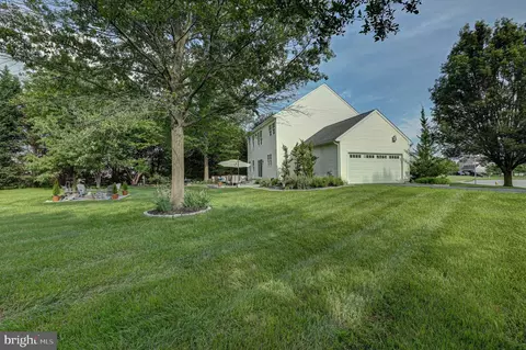 Exterior - 7 Brick Mill Cir, Middletown, DE 19709 photo 5 of 17