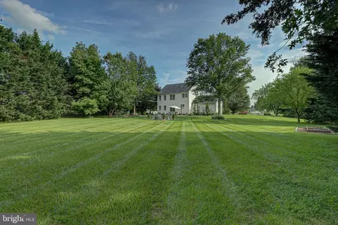 Exterior - 7 Brick Mill Cir, Middletown, DE 19709 photo 6 of 17