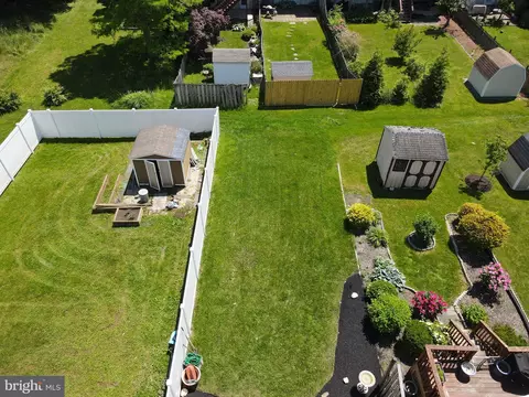 16 Galloway Ct E, Newark, DE 19711 photo 13