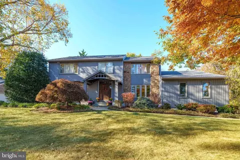6 Blueberry Ct, Hockessin, DE 19707