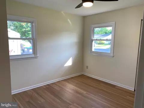 Bedroom - 10 Brookbend Dr, Newark, DE 19713 photo 2 of 3