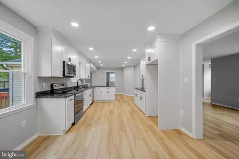 13 New Haven Dr, Newark, DE 19713 photo 4