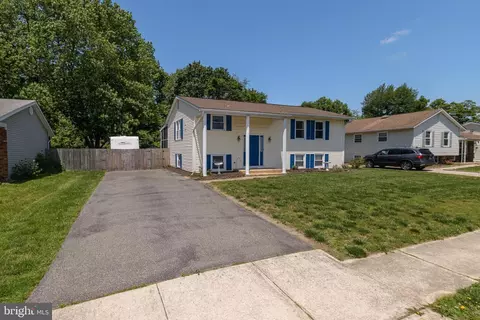 109 Scottfield Dr, Newark, DE 19713