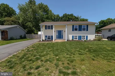109 Scottfield Dr, Newark, DE 19713 photo 2