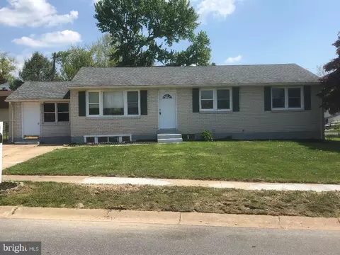 427 Brewster Dr, Newark, DE 19711