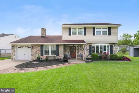 21 Noble Ct, Newark, DE 19713