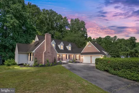 36 Bernard Blvd, Hockessin, DE 19707