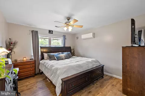 Bedroom - 5 Strauss Way, Newark, DE 19702 photo 2 of 2