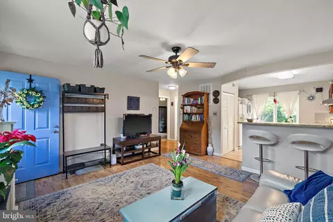 Entry Way - 5 Strauss Way, Newark, DE 19702 photo 1 of 5