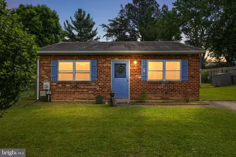 Exterior - 5 Strauss Way, Newark, DE 19702 photo 6 of 6