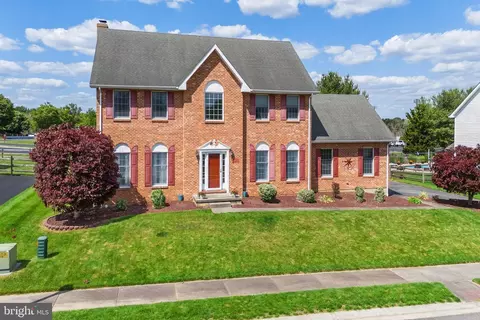 Exterior - 150 N Gabriel Dr, Bear, DE 19701 photo 2 of 5
