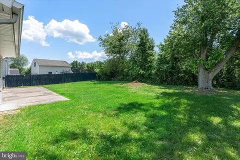 821 Broadfield Dr, Newark, DE 19713 photo 26