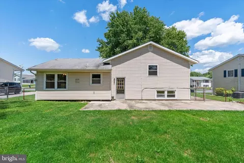 821 Broadfield Dr, Newark, DE 19713 photo 24