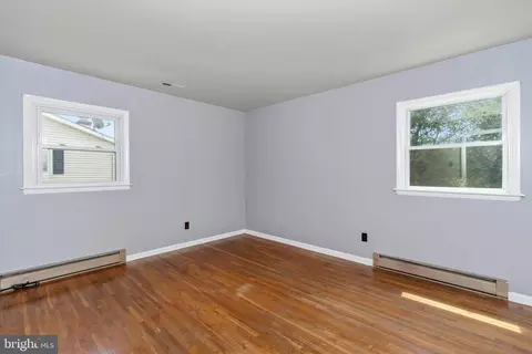 821 Broadfield Dr, Newark, DE 19713 photo 14
