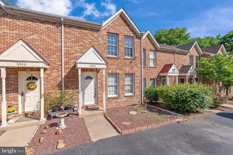 1002 Talcon Dr, Wilmington, DE 19804
