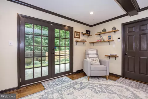 Entry Way - 13 Anna Ave, Bear, DE 19701 photo 5 of 7