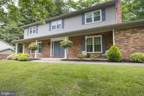 Exterior - 13 Anna Ave, Bear, DE 19701 photo 2 of 13