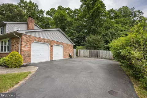Exterior - 13 Anna Ave, Bear, DE 19701 photo 5 of 13