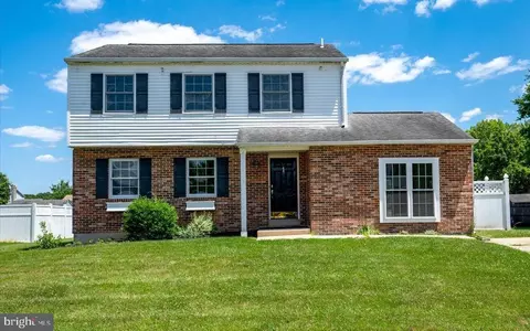 26 Westbridge Rd, Bear, DE 19701